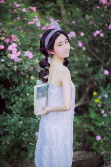 杨玉环三级